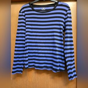 Jones New York Long Sleeved Tee - L